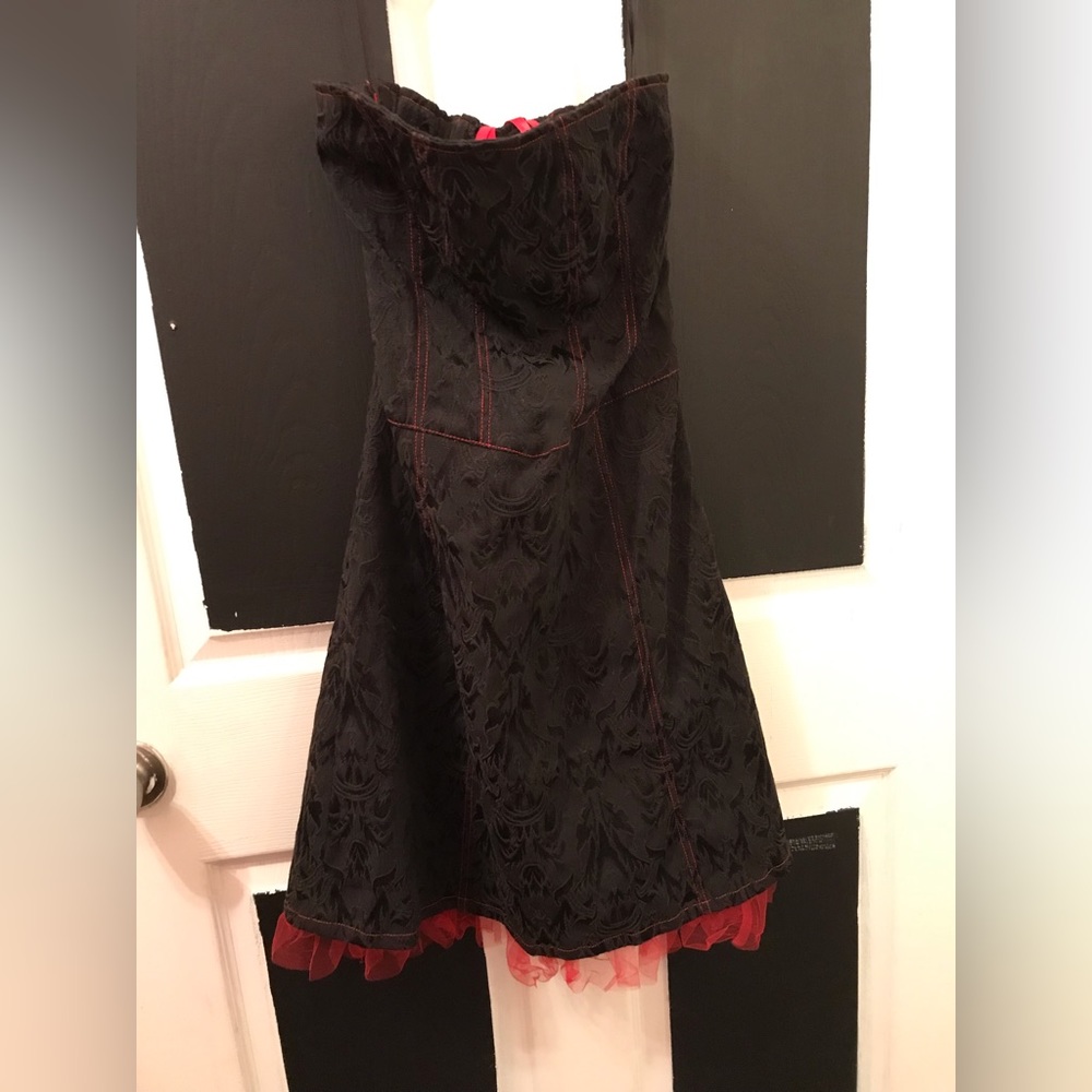 Black and red Tripp NYC Dress